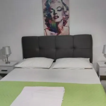 Mira Roso Apartment